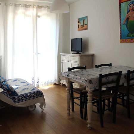 Appartamento Mare Sirolo Con Garage Privato Luaran gambar